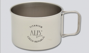 Titanium cup 0.75 liter